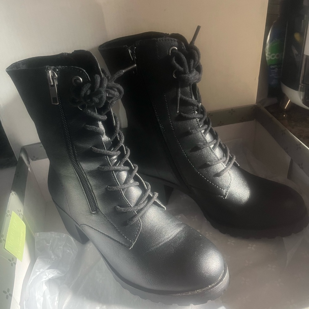 Beautiful black ankle boots from Sun and stone new in box small heel